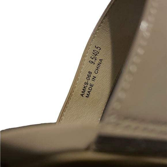 CHINESE LAUNDRY PATENT NUDE HEEL 9.5 - Picture 4 of 5